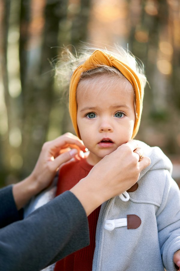 Bandeau cheveux : 5 styles incontournables à adopter cette saison